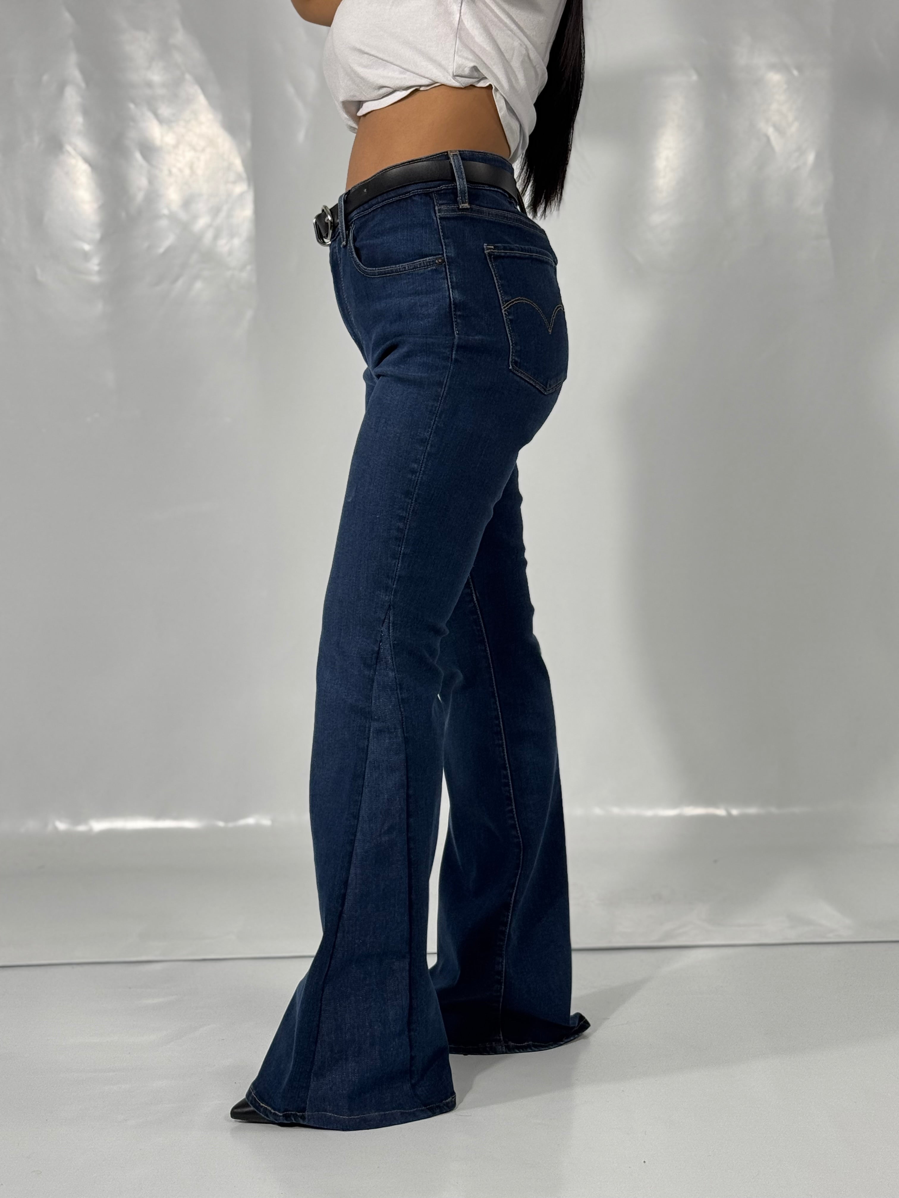 Jeans Levi’s a zampa tg 40