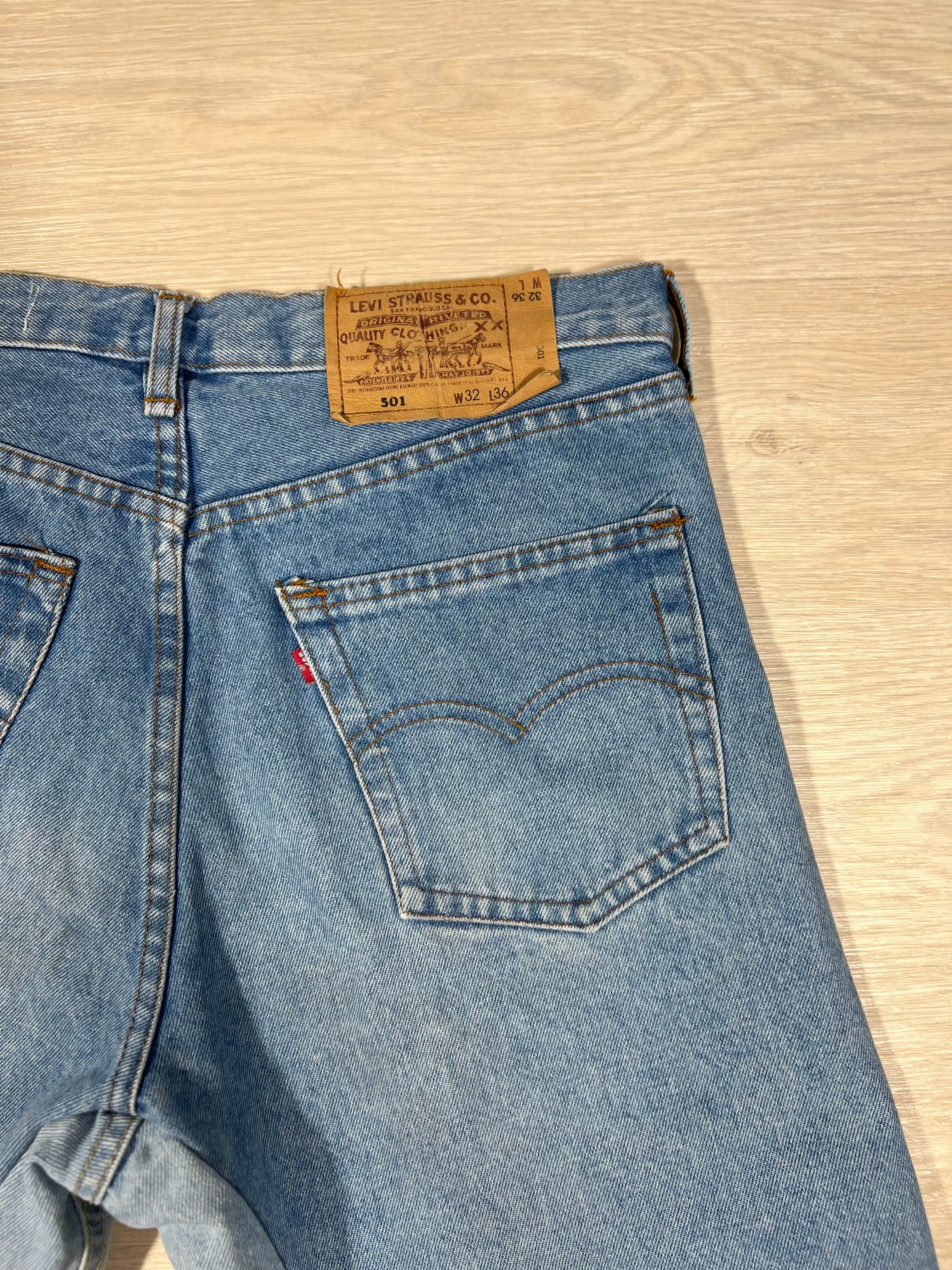 Bermuda Levi’s tg. 42/44