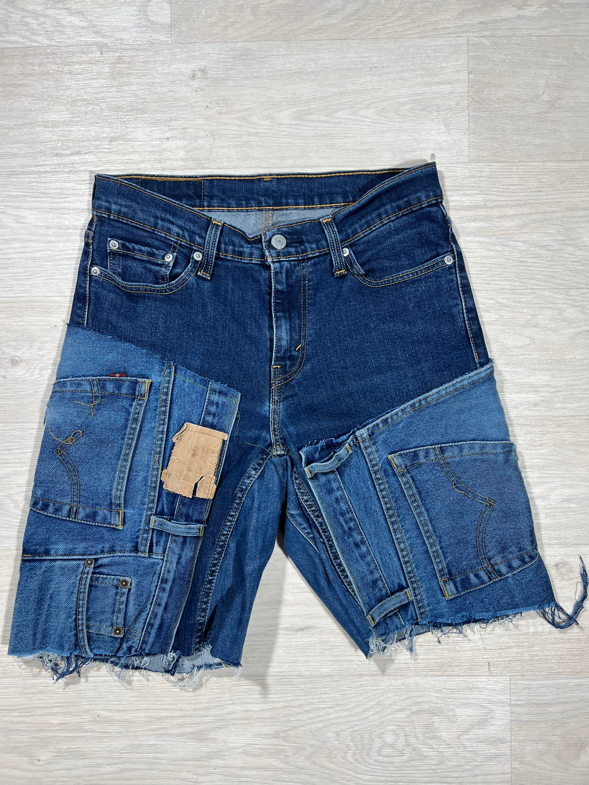 Bermuda Levi’s con toppe tg. 40