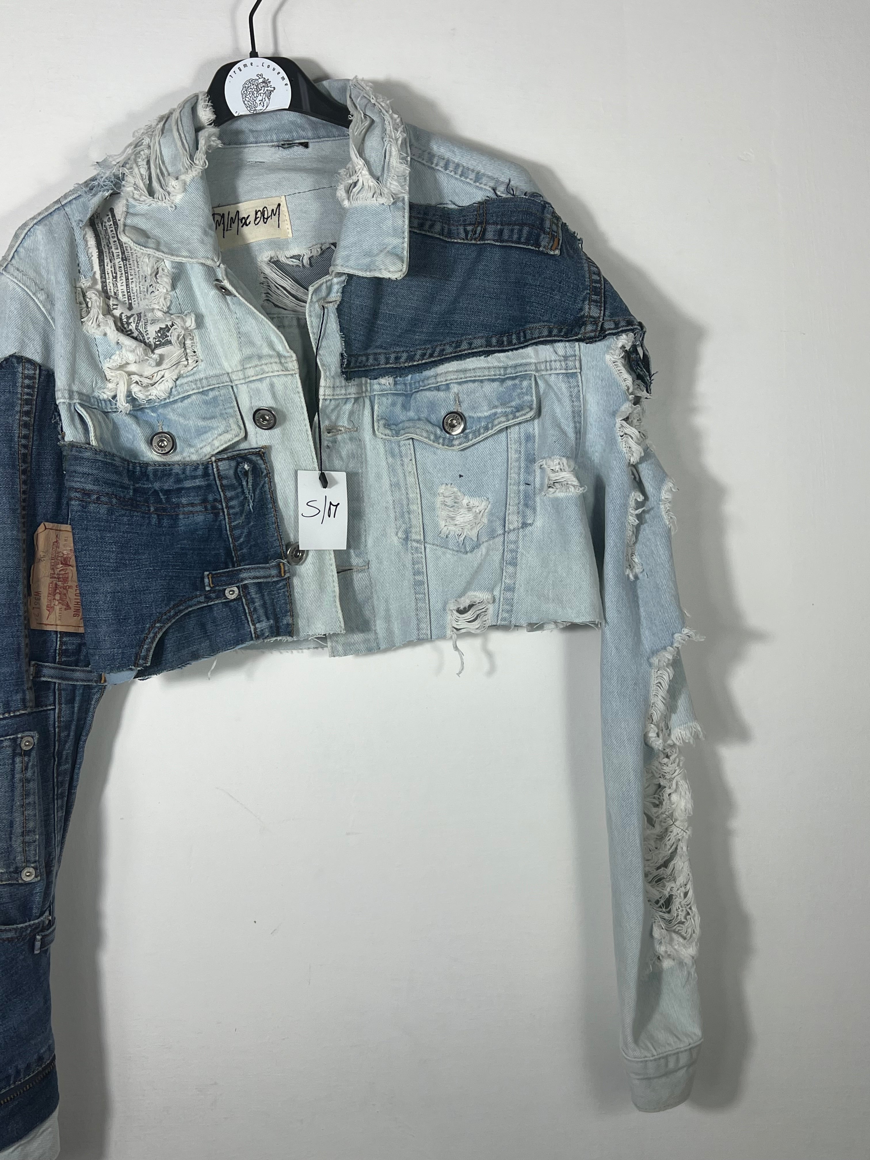 Giacca crop con toppe tg. XS