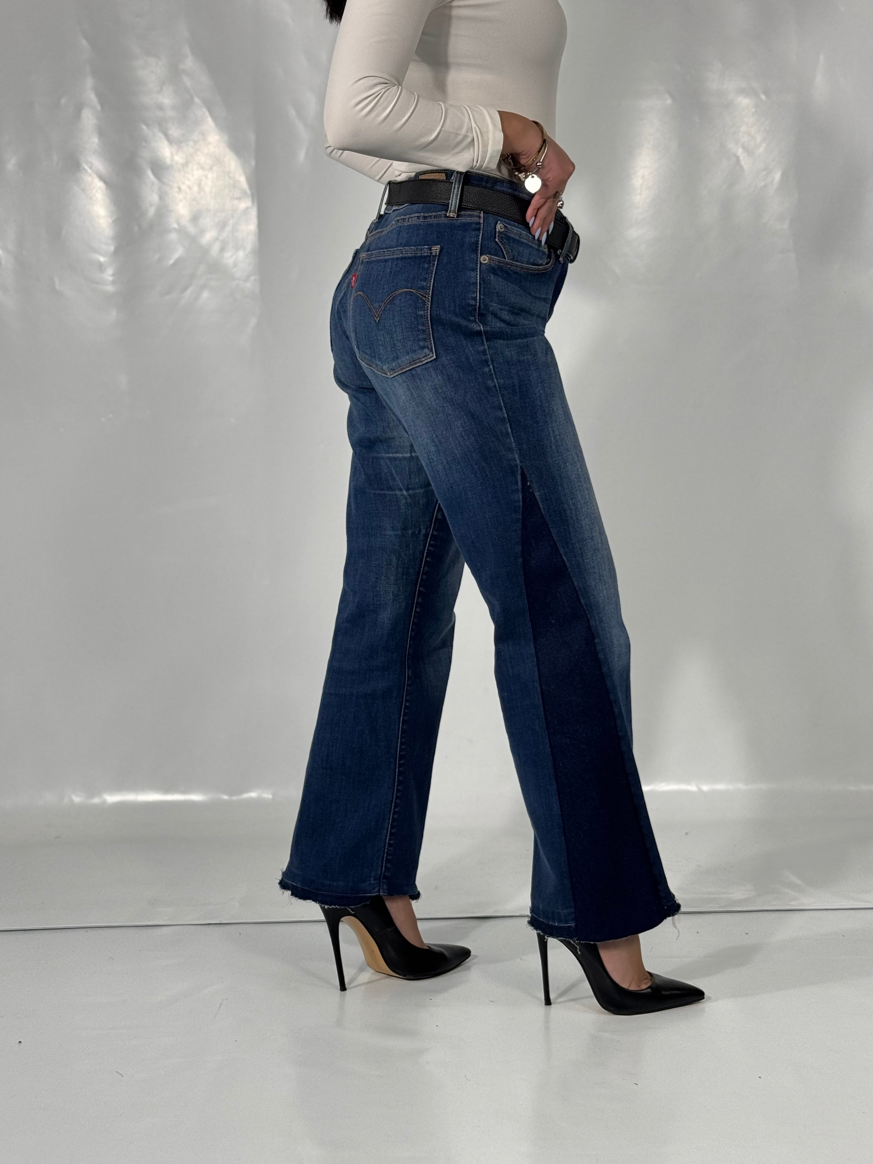 Jeans Levi’s a zampa tg 40