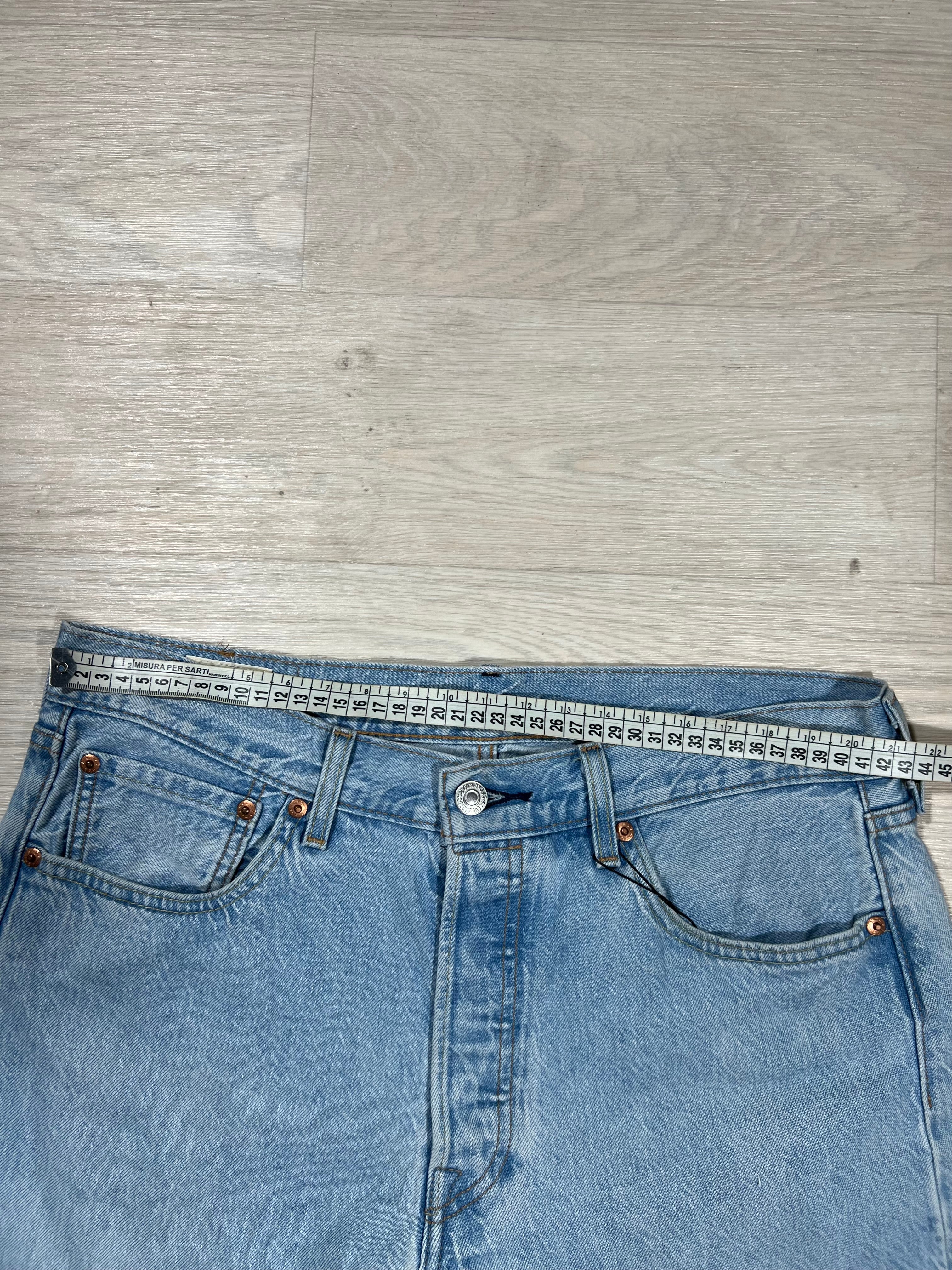 Bermuda Levi’s tg. 44